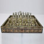 طاولة شطرنج خشب