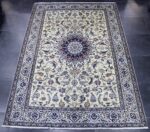 305x205 نايين نُهلا