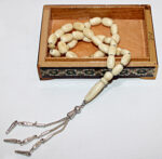 انتيك عاج صنوبرية