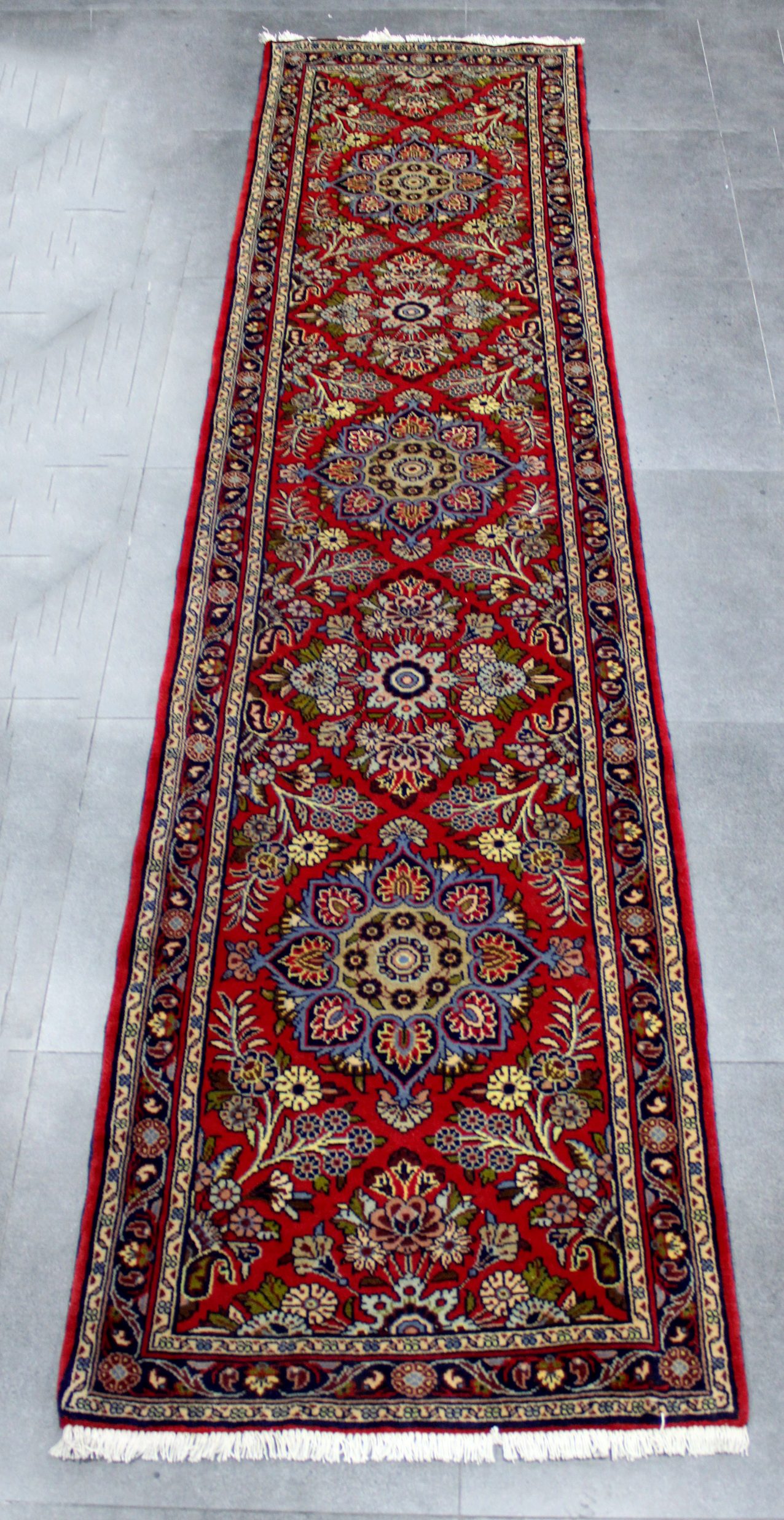 IMG_3995_1276x2472 330x82 رود بار - Image 1