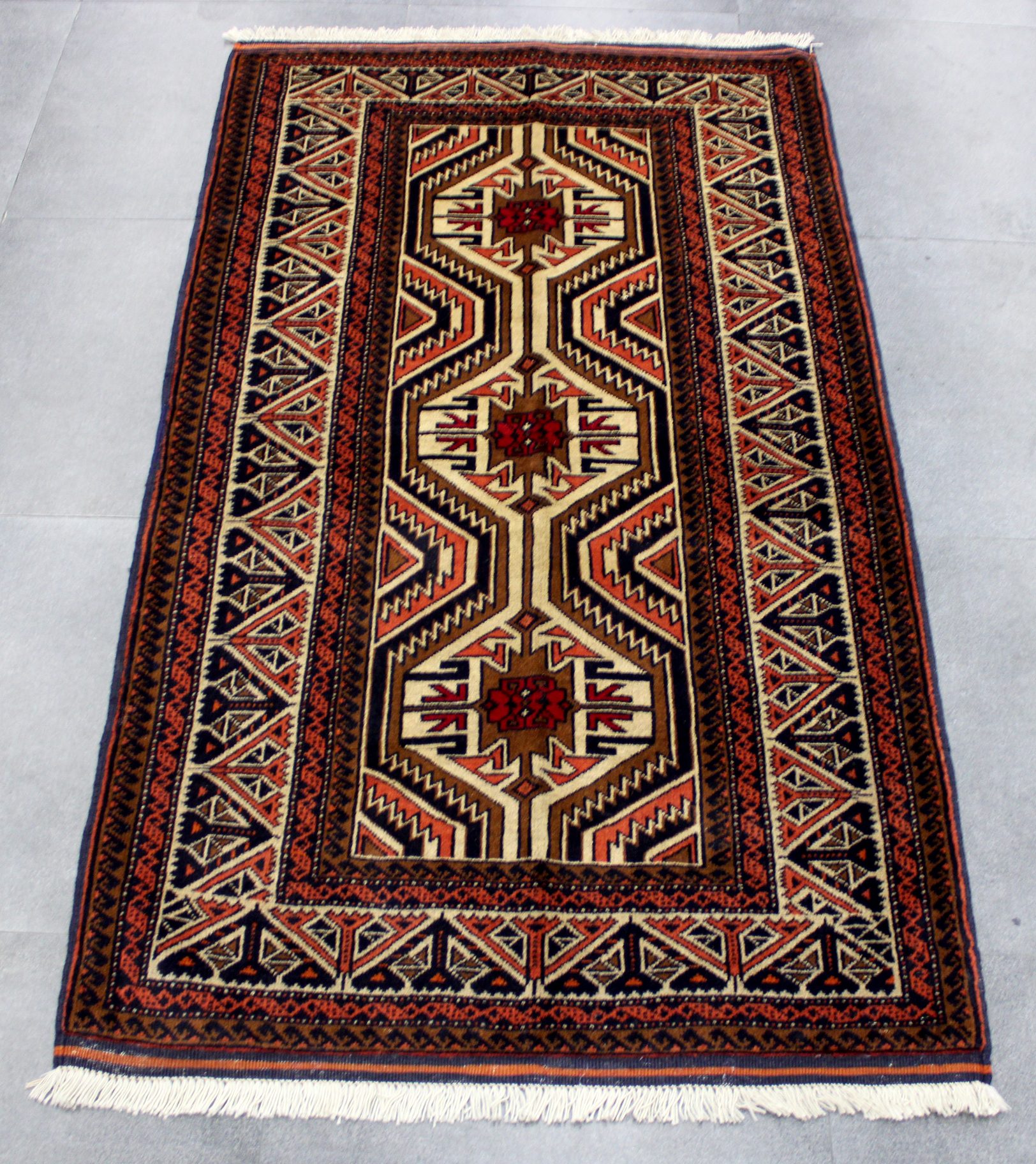 IMG_4225_1624x1824 185x105 بلوش - Image 1