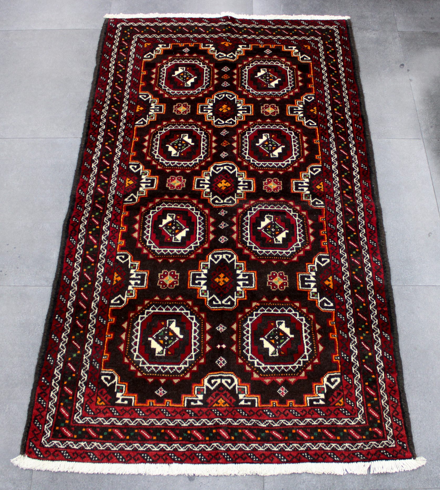 IMG_4291_1675x1867 180x105 بلوش - Image 1