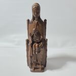 "عذراء كرسي الحكمة" (Sedes Sapientiae)