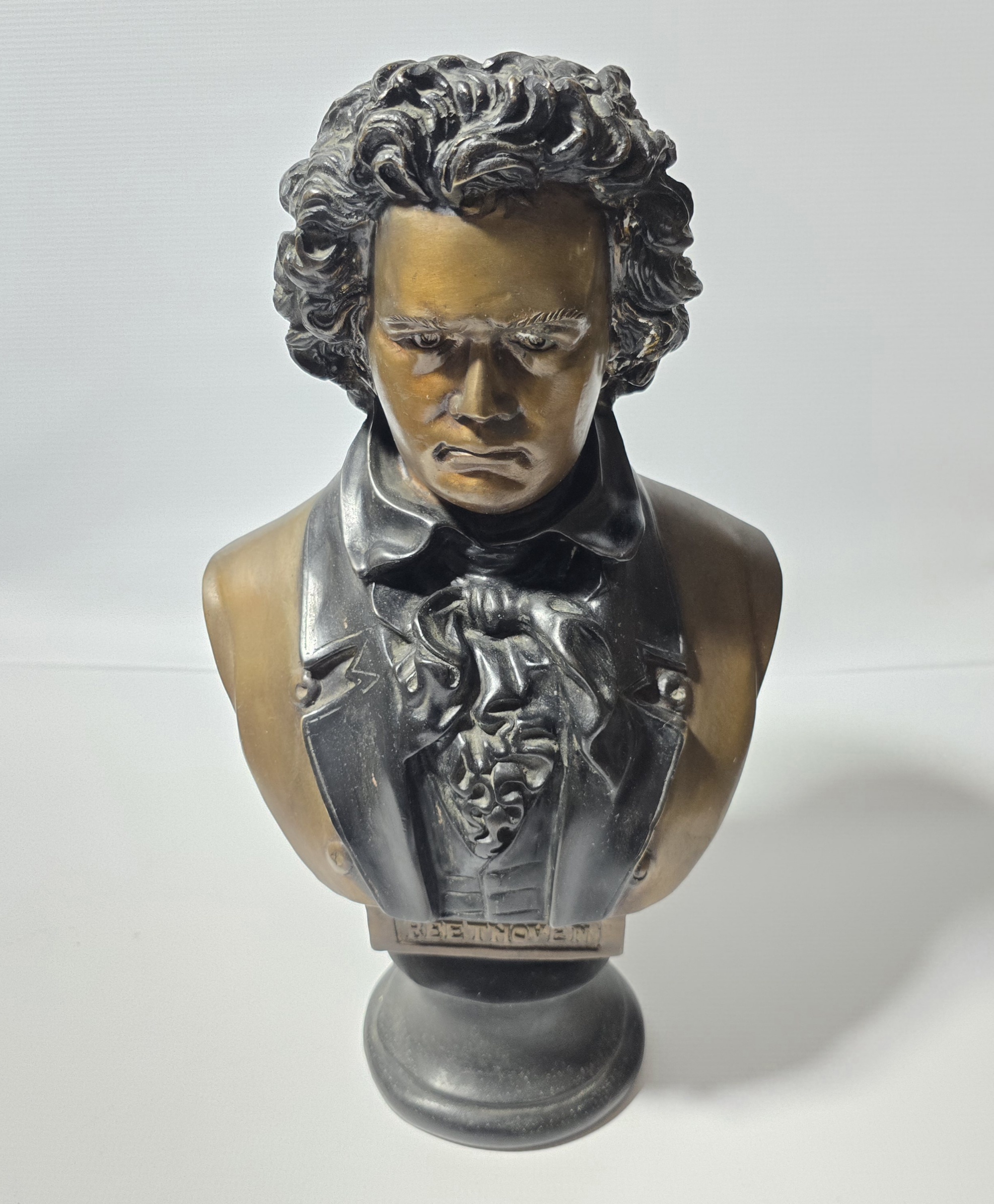 20260630_161852 "BEETHOVEN" Bronze Statue - Image 1